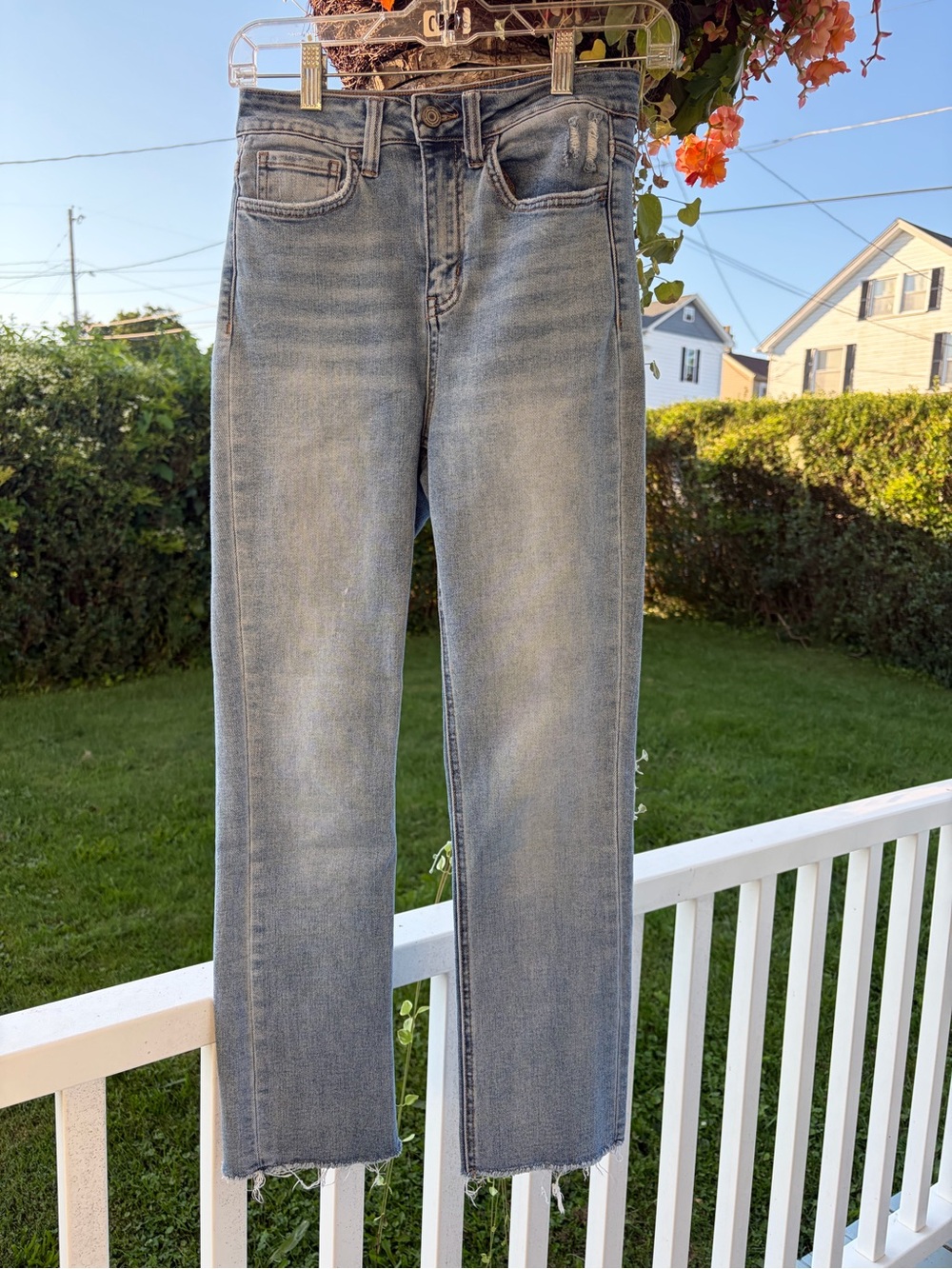 Vervet Straight Leg Jeans in Light Blue Wash